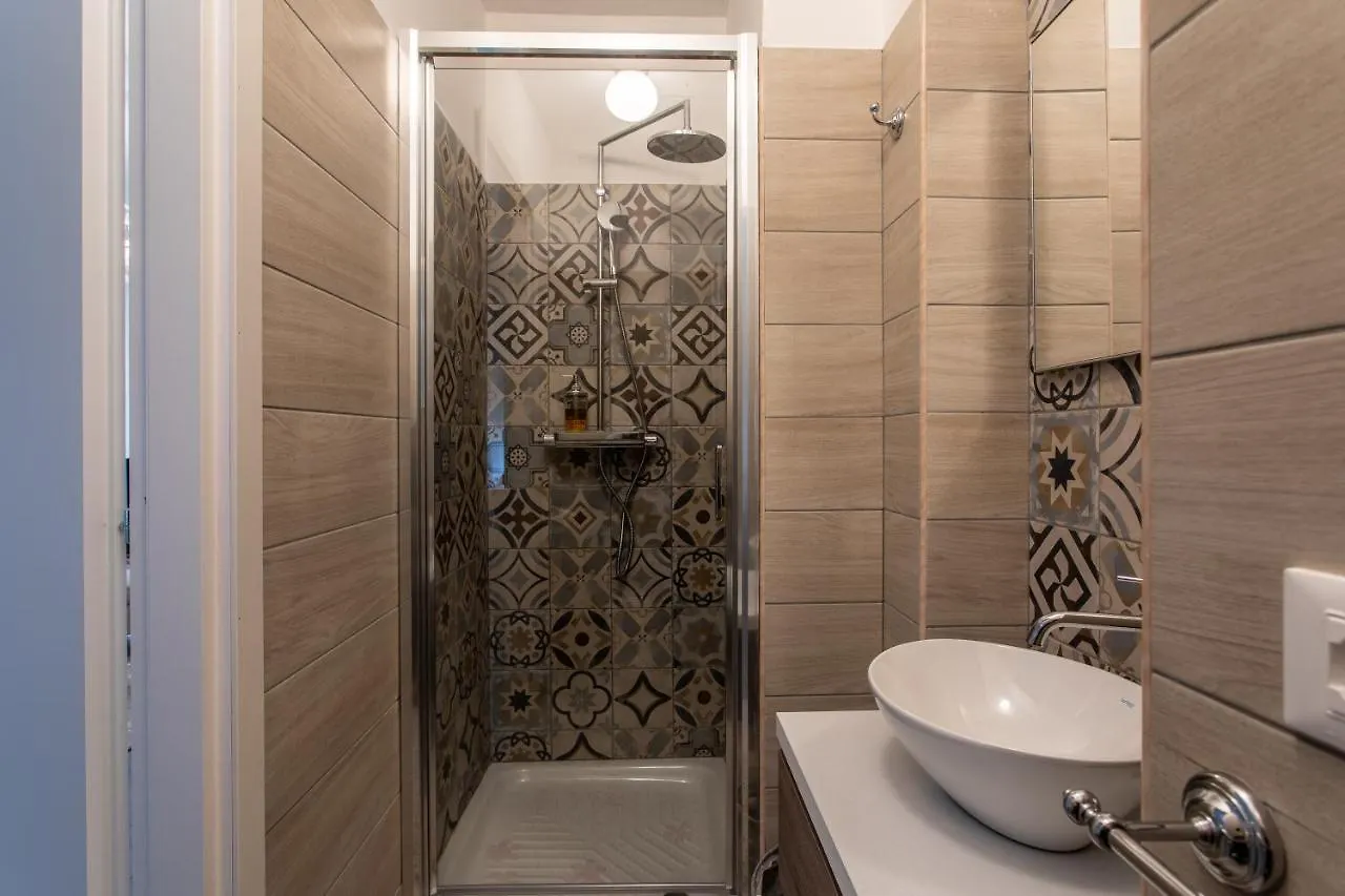 Moon River House Apartment Verona Italy